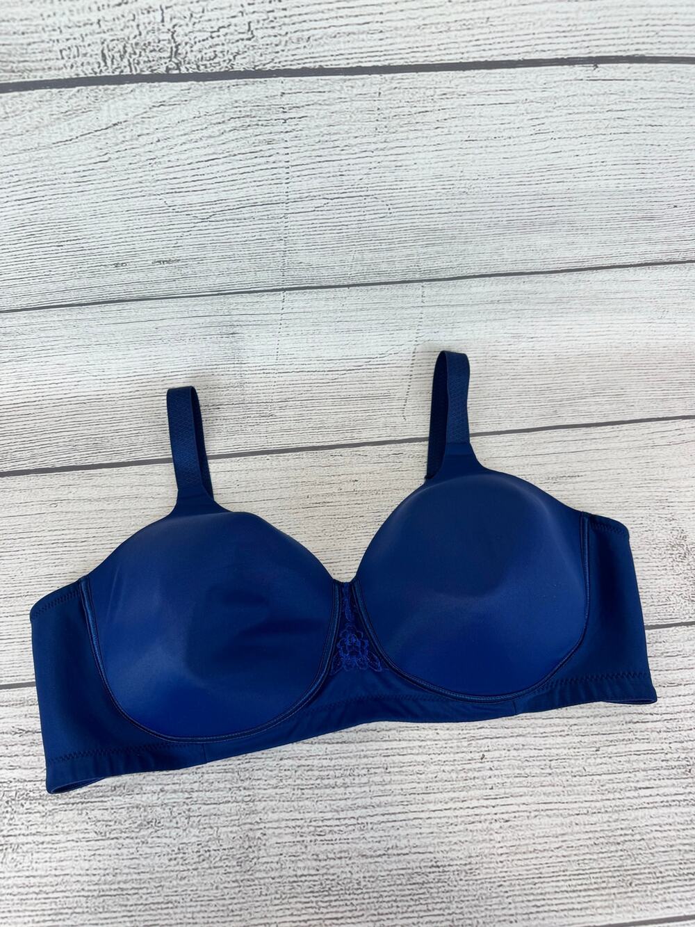 Vanity Fair Plus Size Blue Wire-Free Bra Size 44D